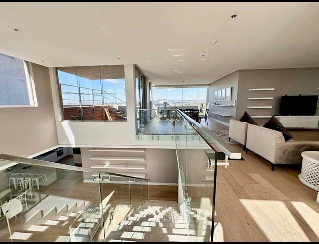 3 BEDROOM APARTMENT FOR SALE IN SANDOWN